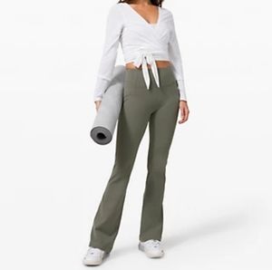 (NWOT) Lululemon Groove Pant Flare 32"